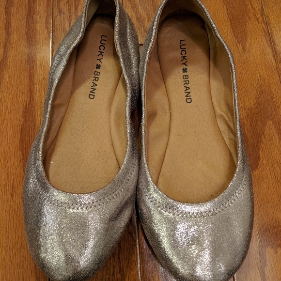 lucky brand silver flats